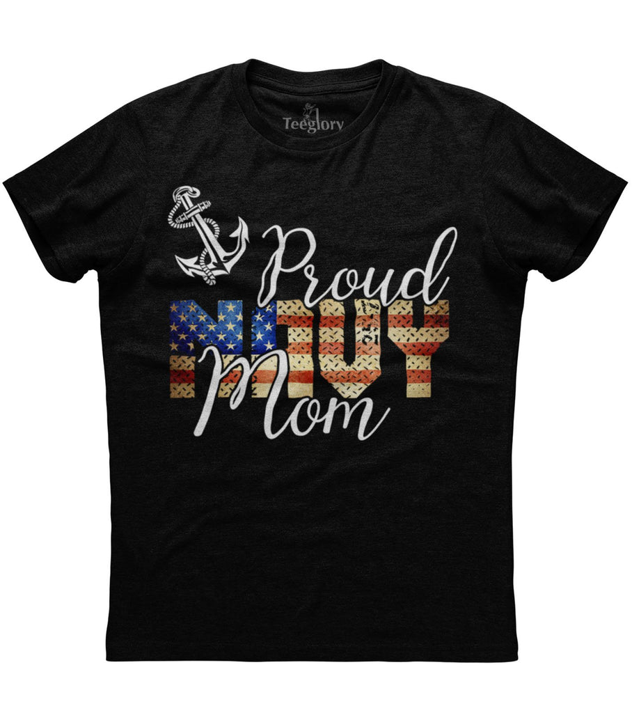 A Proud Navy Mom T-shirt